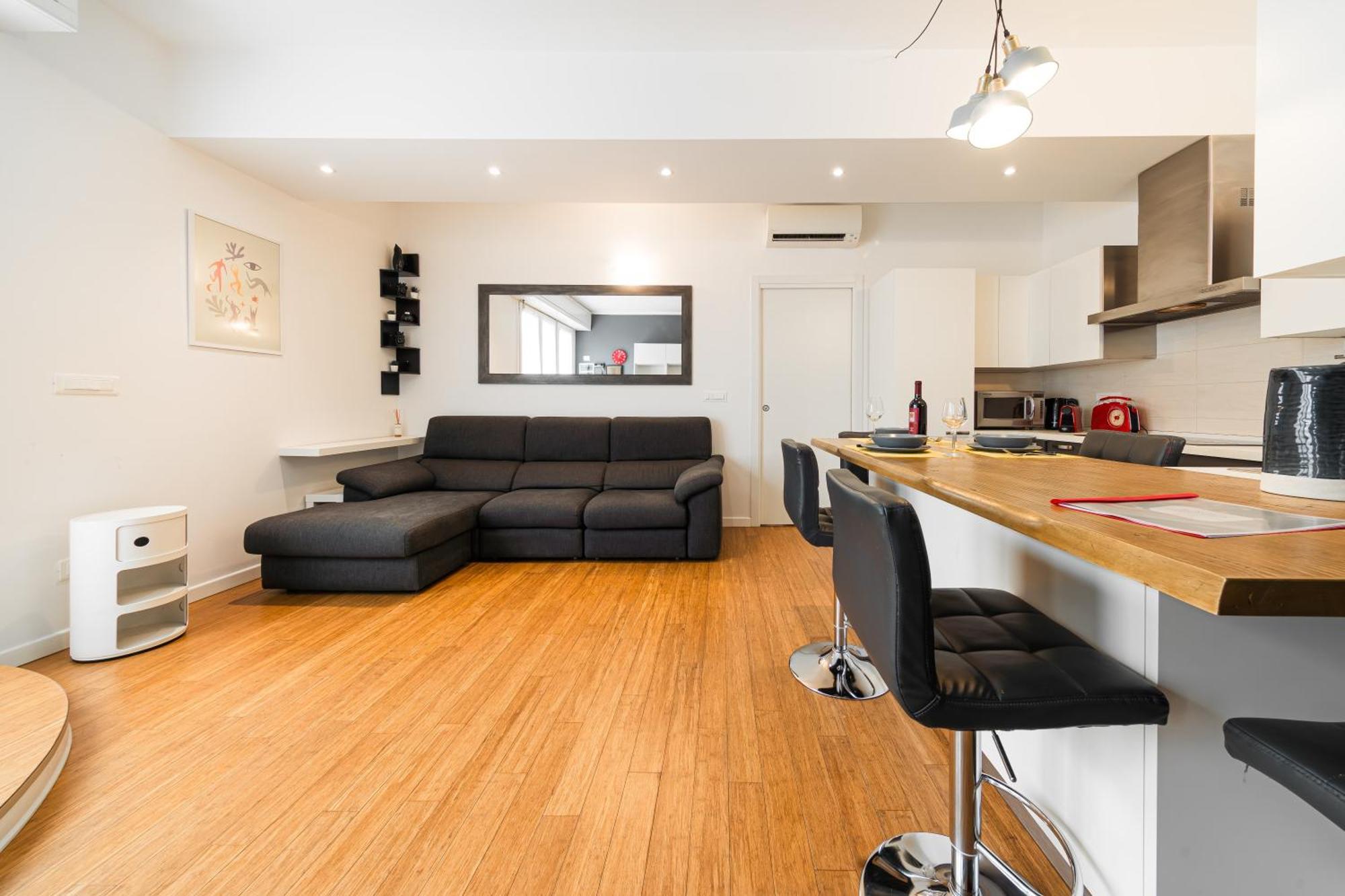 Nettuno Apartment - Private Garden In Bologna Center Екстер'єр фото