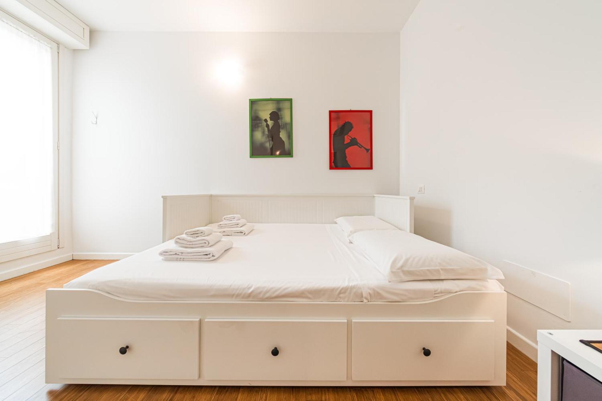 Nettuno Apartment - Private Garden In Bologna Center Екстер'єр фото