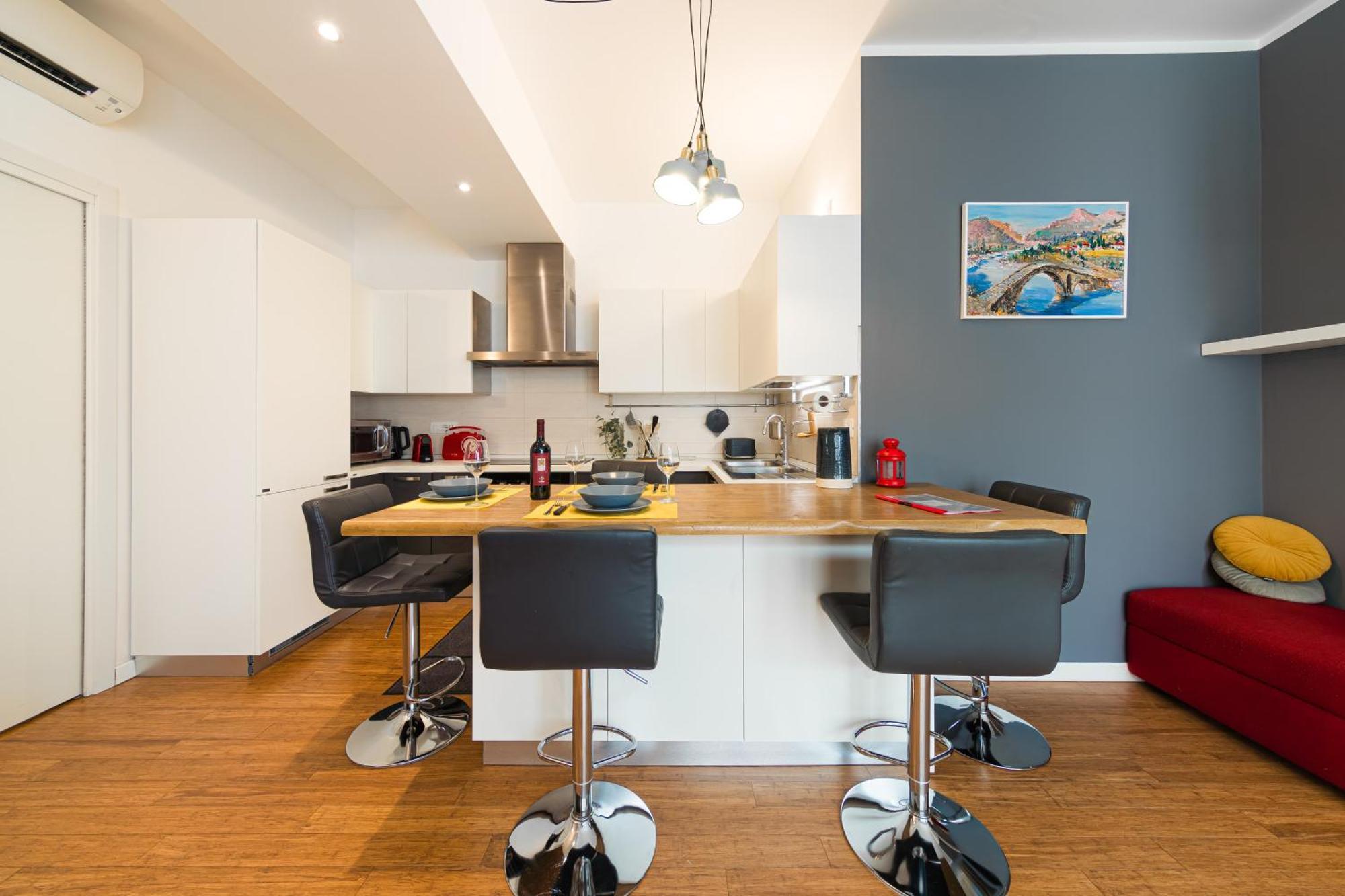 Nettuno Apartment - Private Garden In Bologna Center Екстер'єр фото