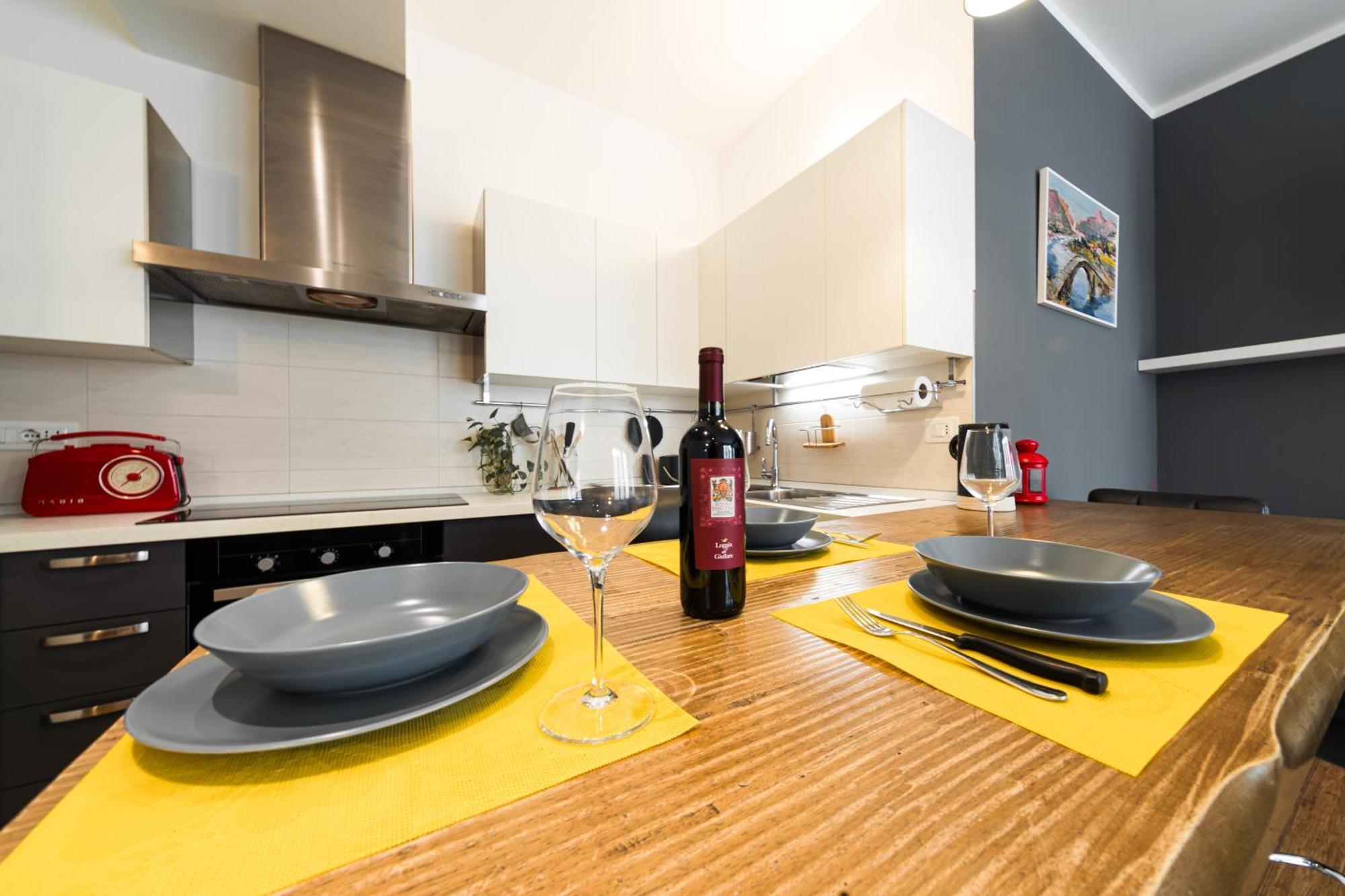 Nettuno Apartment - Private Garden In Bologna Center Екстер'єр фото